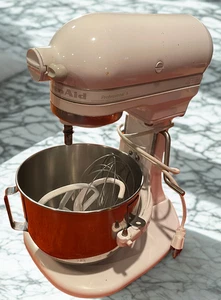KitchenAid White Heavy Duty KSM150PSER Bowl-Lift Stand Mixer +Accessories 325w - Picture 1 of 8