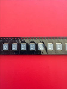 DISPLAY SUNLED RED 7 SEGAMENT 10-SMD XZFMDK05A (5 STCK) ***NEU*** - Bild 1 von 1