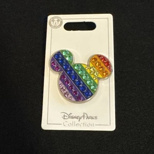 Walt Disney World Trading Pin - Mickey Logo - Picture 1 of 3