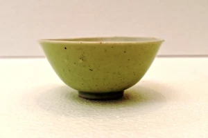 Antique Chinese Celadon Porcelain Bowl Soft Green Glaze Fine Pottery Circa 18th - Picture 1 of 7