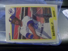 1990 Fleer Baseball Card Singles #500 to #672   (YOU PICK CARDS)