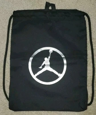 Bolso Jordan negro/plateado de nailon con cordón sin bolsillos nuevo sin etiquetas Foto 1 de 4