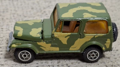 Yat Ming Jeep CJ-7 Army Military Green Camouflage 1:64 Diecast Toy Vintage #1603 - Image 1 of 4