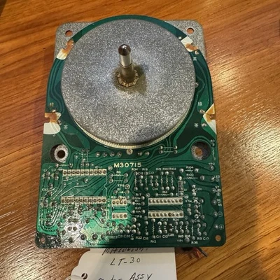 MONTAJE MOTOR ORIGINAL MITSUBISHI LT-30 CON PLACA P.C - MUY BUEN ESTADO Foto 1 de 4