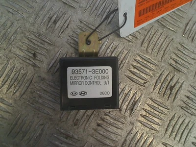 CENTRALINA VARI MODULI SPECCHI Kia Sorento I (JC) 2007 935713E000 - Immagine 1 di 3