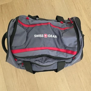 SwissGear 24" Soft Duffle Bag Travel Gym Luggage Lightweight Airline Carry On - Picture 1 of 9