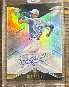 2021 Panini Chronicles Titanium Autographs Luis Patino #10 Rookie RC Auto - Bild 1 von 2