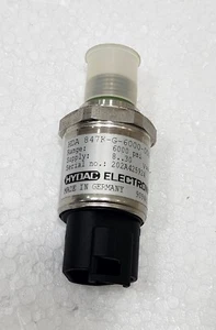 HYDAC 909461 HDA 847K-G-6000-004 6000PSI PRESSURE TRANSDUCER 8-30VDC - Picture 1 of 5