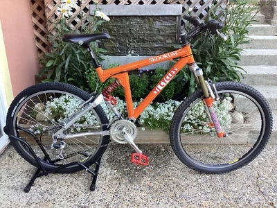 Ti Cycles SKOOKUM Mountain Bike 17.5” Medium Vintage MTB Marzocchi Z1 XT 8spd - Image 1 of 4