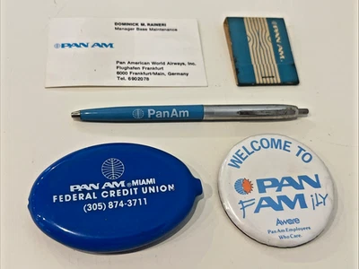 Lote De Colección Pan Am Airlines - Pin/Botón, Monedero, Coincidencias, Tarjeta de Visita, Bolígrafo Foto 1 de 4