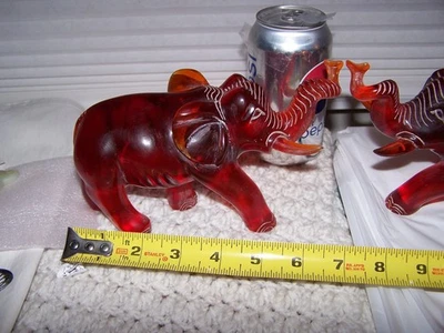 2- FIGURA ELEFANTE RESINA ÁMBAR CEREZA TALLADA CHINA ANTIGUA PESADA 558GR -627 GR Foto 1 de 4