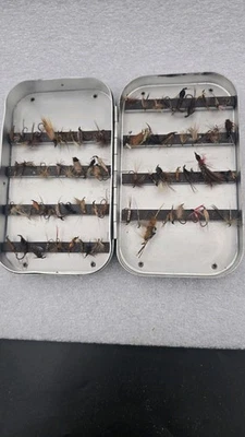 Vintage WHEATLEY Alumínio Silmalloy CAIXA VOADORA Tiras Magnéticas com 80 Moscas - Imagem 1 de 4