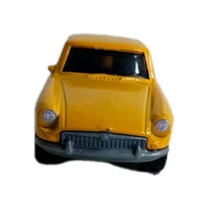Matchbox 1971 MGB GT Coupe Yellow Die-Cast Car – Rusty Axles - Picture 1 of 12