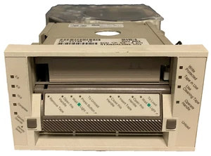 Quantum TH4AA-YF DLT2000 10/20 Go SCSI interne 70-31749-12 - Photo 1/6