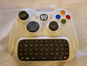 XBOX 360 Wireless Controller With Qwerty Keyboard Attachment - Picture 1 of 4