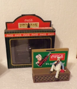 LOOK 1996 COCA-COLA TOWN SQUARE BILLBOARD DISPLAY - Picture 1 of 5
