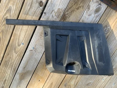 Guardabarros trasero derecho Polaris 5438176-070 2010-2023 Crew Ranger 900 800 Foto 1 de 4