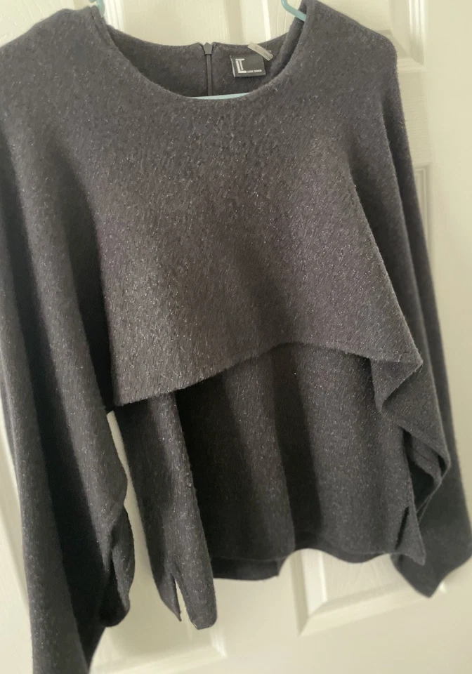 Suéter Love Token para mujer manga murciélago en negro talla mediana Foto 1 de 4