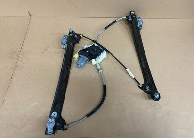 MASERATI LEVANTE DRIVER FRONT WINDOW MOTOR REGULATOR 670032860   2017 2018 C5200 - Image 1 of 4
