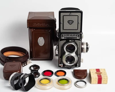 Rolleiflex T Grey TLR 6x6 Camera + Accessories. Early Model 1. Great Condition. - Image 1 of 4