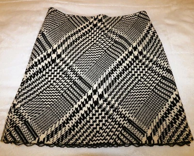 Falda de lana pata de gallo Kenneth Cole con patrón diagonal a cuadros - Talla 8 Foto 1 de 4