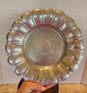 Vintage Flower Scalloped Round Tray Floral Forman Family Inc Stamped Aluminum - Picture 1 of 6
