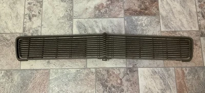 Ford XW Falcon Fairmont Original Grill Insert  - image 1 of 4