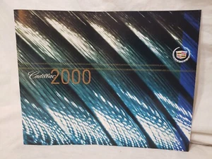 2000 Cadillac 28 page Sales Original Brochure Catalog Eldorado Seville DeVille  - Foto 1 di 8