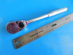 USED, MAC TOOLS 1/2 IN. DR. PEAR HEAD RATCHET, PART #VR10 - Foto 1 di 6
