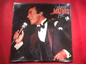 H1-56 JOHNNY MATHIS Live - SEALED - 1984 - RECORD - EASY LISTENING - Imagen 1 de 2