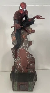 SIDESHOW MARVEL: SPIDER-MAN DARK BLUE SUIT STATUE (SCOTT CAMPBELL COLLECTION) - Bild 1 von 7