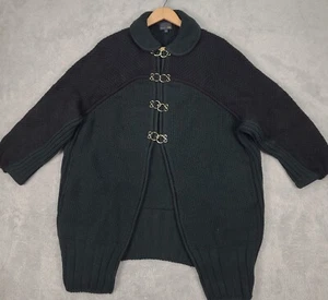 Womens FENDI Cardigan Sweater Green Sz 40/XS Wool Made in Italy Gold Clasp Close - Picture 1 of 9