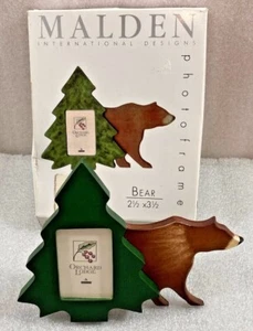 Marco de fotos de madera Bear & Evergreen Tree con caja Malden... decoración de cabina rústica  - Imagen 1 de 4