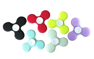 Fidget Spinner 3-5 Minute Spin Time Help Improve Attention Reduce Stress Anxiety - Picture 1 of 4