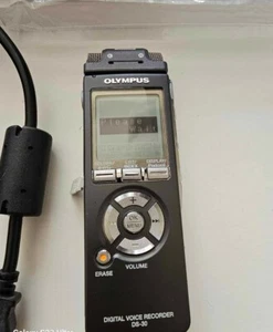 Olympus DS-30 Digital Voice Recorder plus OLYMPUS AS-2300 PC TRANSCRIPTION KIT - Bild 1 von 5