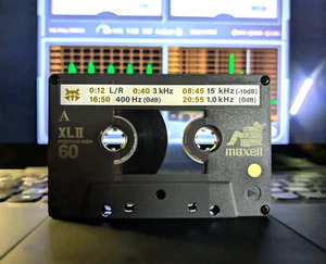 5-in-1 Maxell XLII Test/Calibration TypeII cassette tape:L/R+3kHz+15kHz+400Hz+1k - Picture 1 of 4