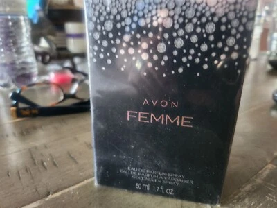 Avon Femme парфюмированная вода спрей 1,7 жидк. oz.  Запечатанный и новый в коробке - Изображение 1 из 2