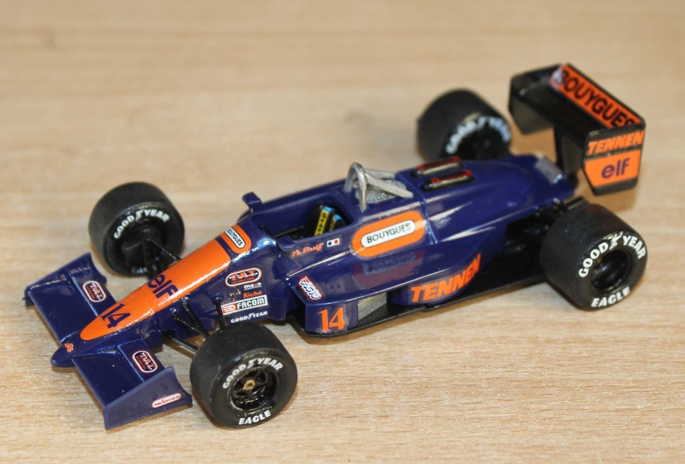 AGS Cosworth JH23 1988 Striiff #14 Tameo Kit 1/43 confezione originale - Immagine 1 di 4