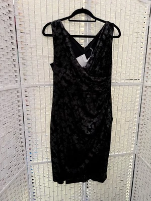 Gina bacconi black silver velvet Grecian style stretch size 16 xxxxxx - Image 1 of 4