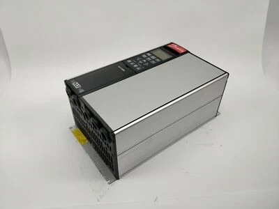 Danfoss 175Z0137 Variable Speed Drive VLT5004PT5C20STR3DLF00A00C0 - Image 1 of 4