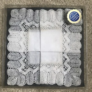 🌟Antique French WIDE Ecru Bobbin Lace Wedding Handkerchief Heirloom Hankie 9” - Picture 1 of 12