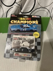 Racing Champions Superstars Ramo Stott #7 Plymouth Superbird Collectable Car - Picture 1 of 4