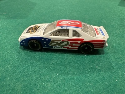 Ford Thunderbird 1995 Revell Monogram #50 fundido a presión 1/24 edición de coleccionista Foto 1 de 3