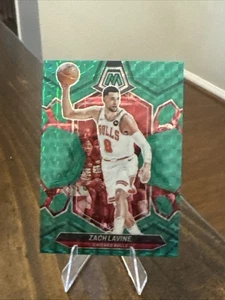 2023-24 Panini Mosaic Zach Lavine Green Prizm #100 - Bild 1 von 6