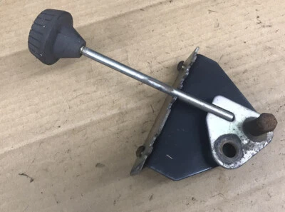 PALANCA SELECTORA DE VELOCIDAD 1760255 TROY BILT 26" Snowblower modelo 42012 [98] Foto 1 de 2