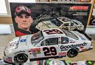 Kevin Harvick #29 GM Goodwrench BLACK NUMBERS 2001 NASCAR 1:24 Scale Die Cast.