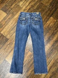 DAYTRIP Mid Rise Virgo Bootcut Med Wash Stretch Blue Jeans Size 28 Short EUC - Picture 1 of 14