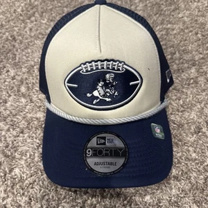 Gorra New Era 9FORTY Dallas Cowboys 2024 NFL línea lateral histórica marco en A camionero - Imagen 1 de 4