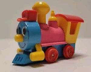 VINTAGE DIE CAST WALT DISNEY MICKEY TOMY TRAIN FIGURINE RARE DESIGN NR - Picture 1 of 6