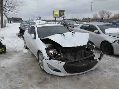 Used Air Cleaner Assembly fits: 2014 Hyundai Genesis Cpe 2.0 Grade A Foto 1 de 4